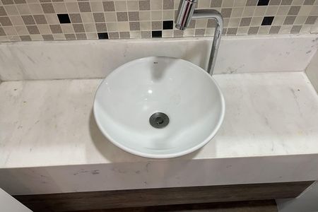 Apartamento para alugar com 96m², 2 quartos e 2 vagas Apartamento para alugar com 96m², 2 quartos e 2 vagasLavabo