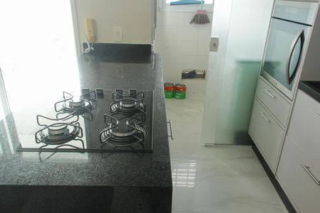 Apartamento para alugar com 96m², 2 quartos e 2 vagasCozinha e Área de Serviço