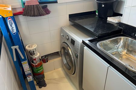 Apartamento para alugar com 96m², 2 quartos e 2 vagas Apartamento para alugar com 96m², 2 quartos e 2 vagasCozinha e Área de Serviço