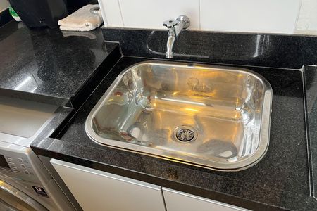 Apartamento para alugar com 96m², 2 quartos e 2 vagas Apartamento para alugar com 96m², 2 quartos e 2 vagasCozinha e Área de Serviço