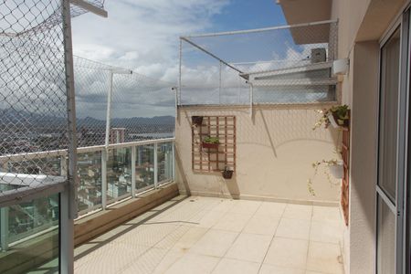 Apartamento para alugar com 96m², 2 quartos e 2 vagasCobertura