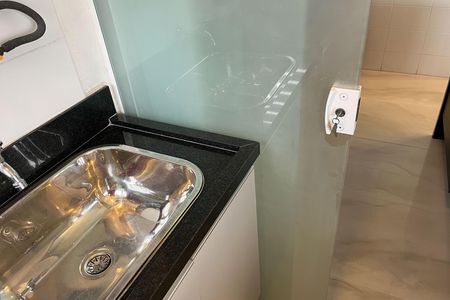 Apartamento para alugar com 96m², 2 quartos e 2 vagas Apartamento para alugar com 96m², 2 quartos e 2 vagasCozinha e Área de Serviço