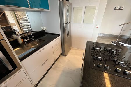 Apartamento para alugar com 96m², 2 quartos e 2 vagas Apartamento para alugar com 96m², 2 quartos e 2 vagasCozinha e Área de Serviço