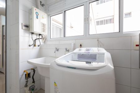 Apartamento à venda com 126m², 3 quartos e 2 vagas Apartamento à venda com 126m², 3 quartos e 2 vagasÁrea de Serviço