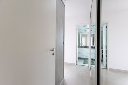 Apartamento à venda com 126m², 3 quartos e 2 vagas Apartamento à venda com 126m², 3 quartos e 2 vagasQuarto 1 - Suite