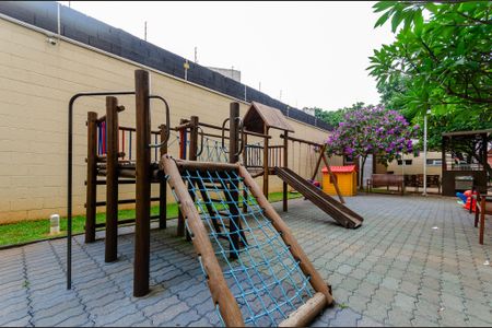 Apartamento à venda com 69m², 3 quartos e 1 vagaÁrea comum - Playground