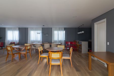 Apartamento para alugar com 36m², 2 quartos e sem vagaÁrea comum - Salão de festas