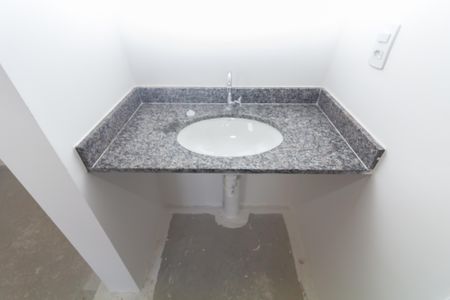 Apartamento para alugar com 36m², 2 quartos e sem vagaBanheiro