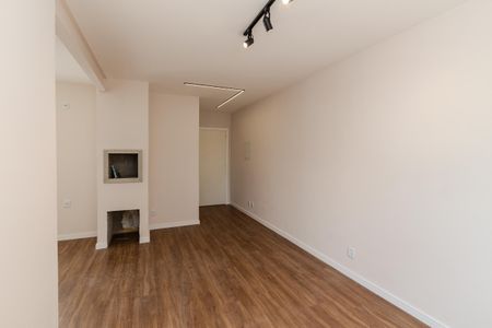 Sala de apartamento à venda com 1 quarto, 42m² em Santo Antônio, Porto Alegre
