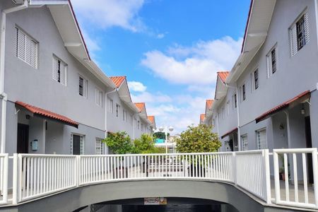 Casa de condomínio à venda com 144m², 3 quartos e 2 vagas Casa de condomínio à venda com 144m², 3 quartos e 2 vagasÁrea externa