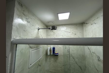 Apartamento à venda com 138m², 2 quartos e 1 vagaBanheiro da Suíte