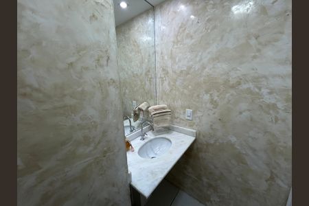 Apartamento à venda com 138m², 2 quartos e 1 vagaLavabo