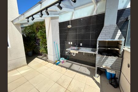 Apartamento à venda com 138m², 2 quartos e 1 vagaChurrasqueira