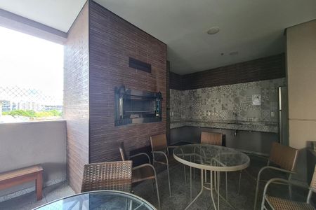 Apartamento à venda com 138m², 2 quartos e 1 vaga Apartamento à venda com 138m², 2 quartos e 1 vagaÁrea comum - Churrasqueira