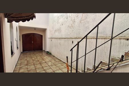 Casa à venda com 196m², 3 quartos e 2 vagasQuintal