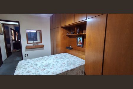 Casa à venda com 196m², 3 quartos e 2 vagasSuíte 