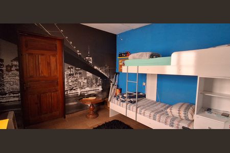 Casa à venda com 196m², 3 quartos e 2 vagasQuarto 1