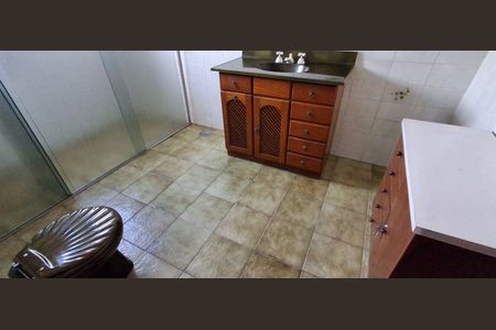 Casa à venda com 196m², 3 quartos e 2 vagasBanheiro Social 