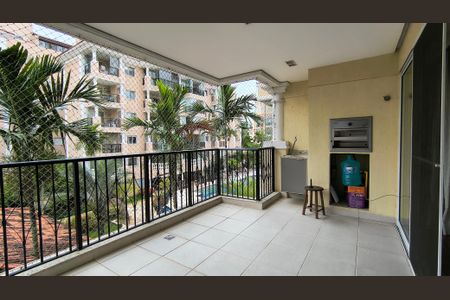 Varanda de apartamento para alugar com 3 quartos, 127m² em Barra da Tijuca, Rio de Janeiro