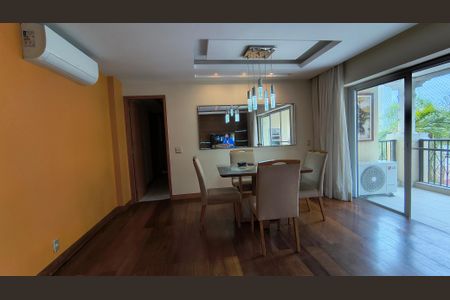 Sala de apartamento para alugar com 3 quartos, 127m² em Barra da Tijuca, Rio de Janeiro