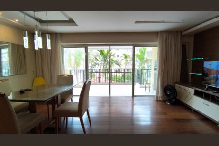 Sala de apartamento para alugar com 3 quartos, 127m² em Barra da Tijuca, Rio de Janeiro