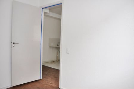 Apartamento para alugar com 32m², 2 quartos e sem vaga Apartamento para alugar com 32m², 2 quartos e sem vagaDetalhe - Quarto 01
