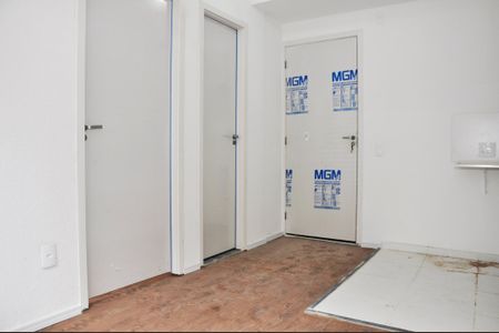 Apartamento para alugar com 32m², 2 quartos e sem vaga Apartamento para alugar com 32m², 2 quartos e sem vagaDetalhe - Sala