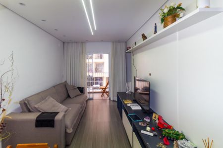 Sala de apartamento para alugar com 2 quartos, 60m² em Parque Tomas Saraiva, São Paulo