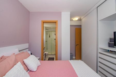 Apartamento para alugar com 82m², 3 quartos e 1 vaga Apartamento para alugar com 82m², 3 quartos e 1 vagaSuíte