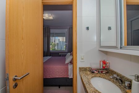 Apartamento para alugar com 82m², 3 quartos e 1 vaga Apartamento para alugar com 82m², 3 quartos e 1 vagaBanheiro da Suíte