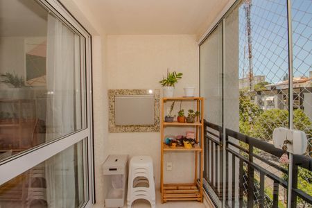 Sala - Varanda de apartamento para alugar com 3 quartos, 82m² em Passo D’areia, Porto Alegre