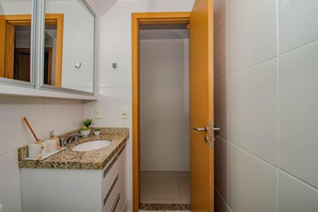 Apartamento para alugar com 82m², 3 quartos e 1 vaga Apartamento para alugar com 82m², 3 quartos e 1 vagaBanheiro Social