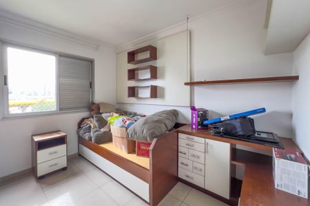 Apartamento para alugar com 77m², 3 quartos e 1 vagaQuarto 2