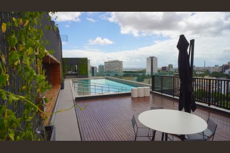 Studio para alugar com 27m², 1 quarto e sem vagaÁrea comum - Piscina