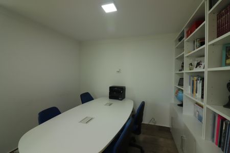 Apartamento à venda com 140m², 3 quartos e 2 vagasEscritório