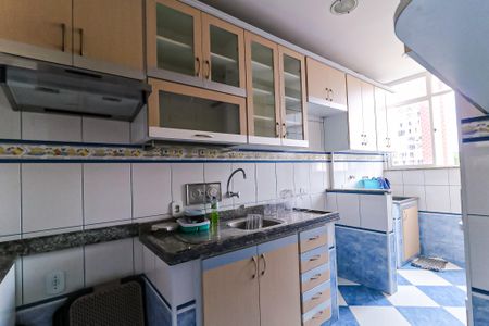 Apartamento para alugar com 80m², 2 quartos e 1 vagaCozinha
