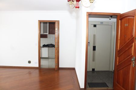 Apartamento à venda com 90m², 3 quartos e 2 vagasSala
