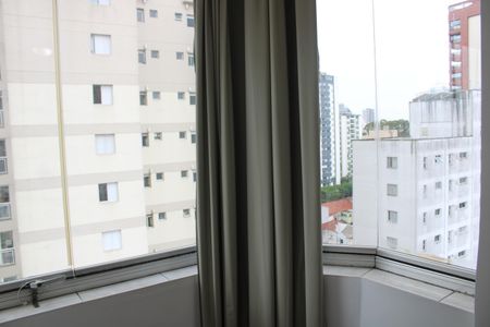 Apartamento à venda com 90m², 3 quartos e 2 vagasVaranda suíte 1