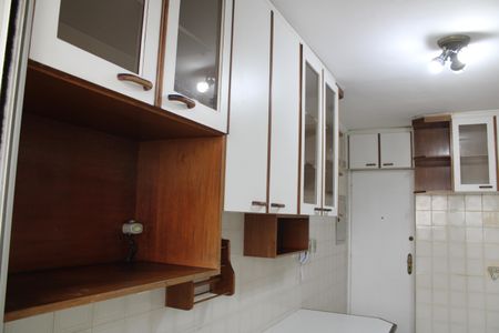 Apartamento à venda com 90m², 3 quartos e 2 vagasCozinha