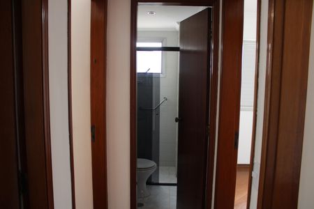 Apartamento à venda com 90m², 3 quartos e 2 vagasCorredor