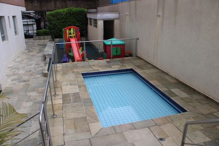 Apartamento à venda com 90m², 3 quartos e 2 vagasÁrea comum - Piscina