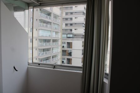 Apartamento à venda com 90m², 3 quartos e 2 vagasVaranda suíte 1