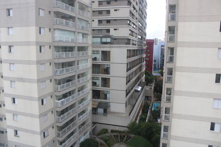 Apartamento à venda com 90m², 3 quartos e 2 vagasVaranda suíte 1