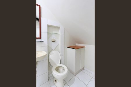 Casa para alugar com 30m², 1 quarto e sem vaga Casa para alugar com 30m², 1 quarto e sem vagaBanheiro