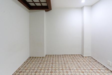 Casa para alugar com 30m², 1 quarto e sem vaga Casa para alugar com 30m², 1 quarto e sem vagaquarto