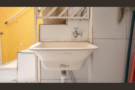 Casa à venda com 120m², 4 quartos e 1 vagaDetalhe da area de serviço