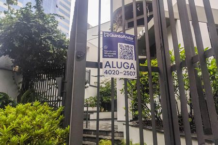 Apartamento para alugar com 96m², 3 quartos e 1 vagaPlaquinha