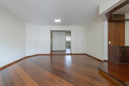 Sala de apartamento para alugar com 3 quartos, 137m² em Indianópolis, São Paulo