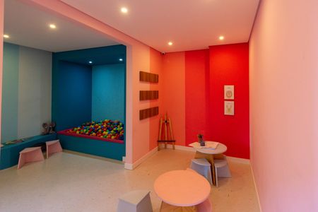 Apartamento à venda com 36m², 2 quartos e sem vaga Apartamento à venda com 36m², 2 quartos e sem vagaBrinquedoteca