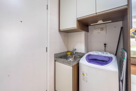 Apartamento à venda com 36m², 2 quartos e sem vaga Apartamento à venda com 36m², 2 quartos e sem vagaCozinha e área de serviço